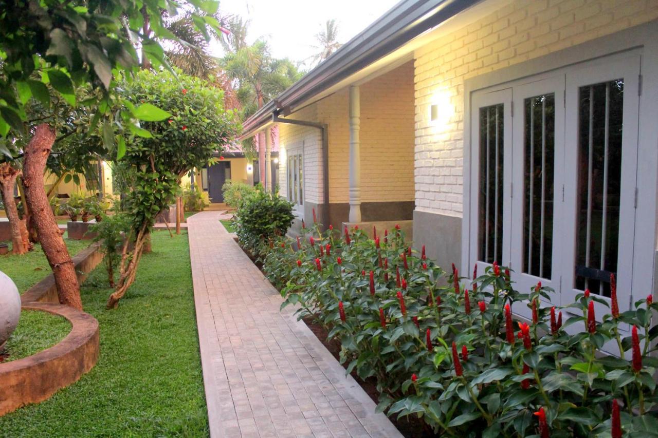 Morning Star Resorts Negombo Exterior foto