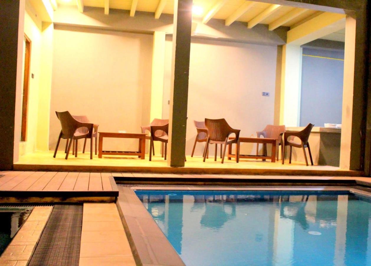 Morning Star Resorts Negombo Exterior foto